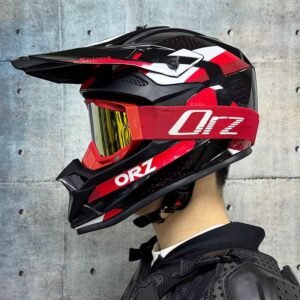 Sports protective helmets